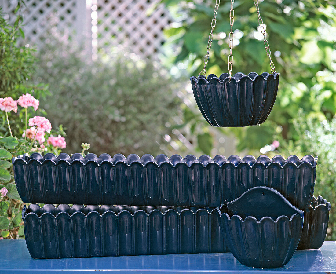 Balcony box, wall box and hanging basket in dark blue