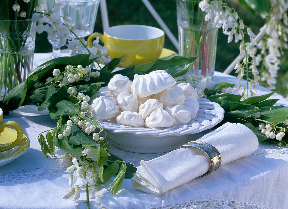 Convallaria (Lily of the Valley) and Wisteria sinensis 'Alba'