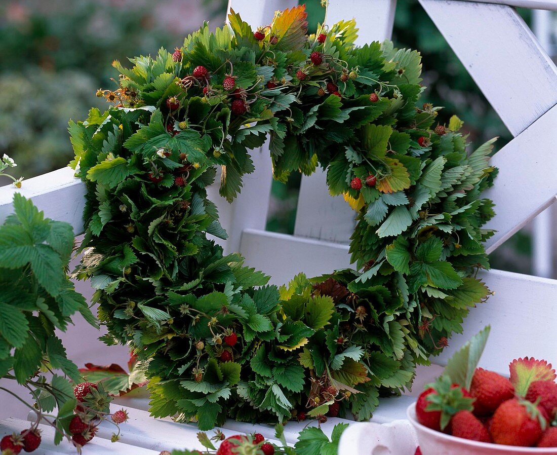 Strawberry wreath