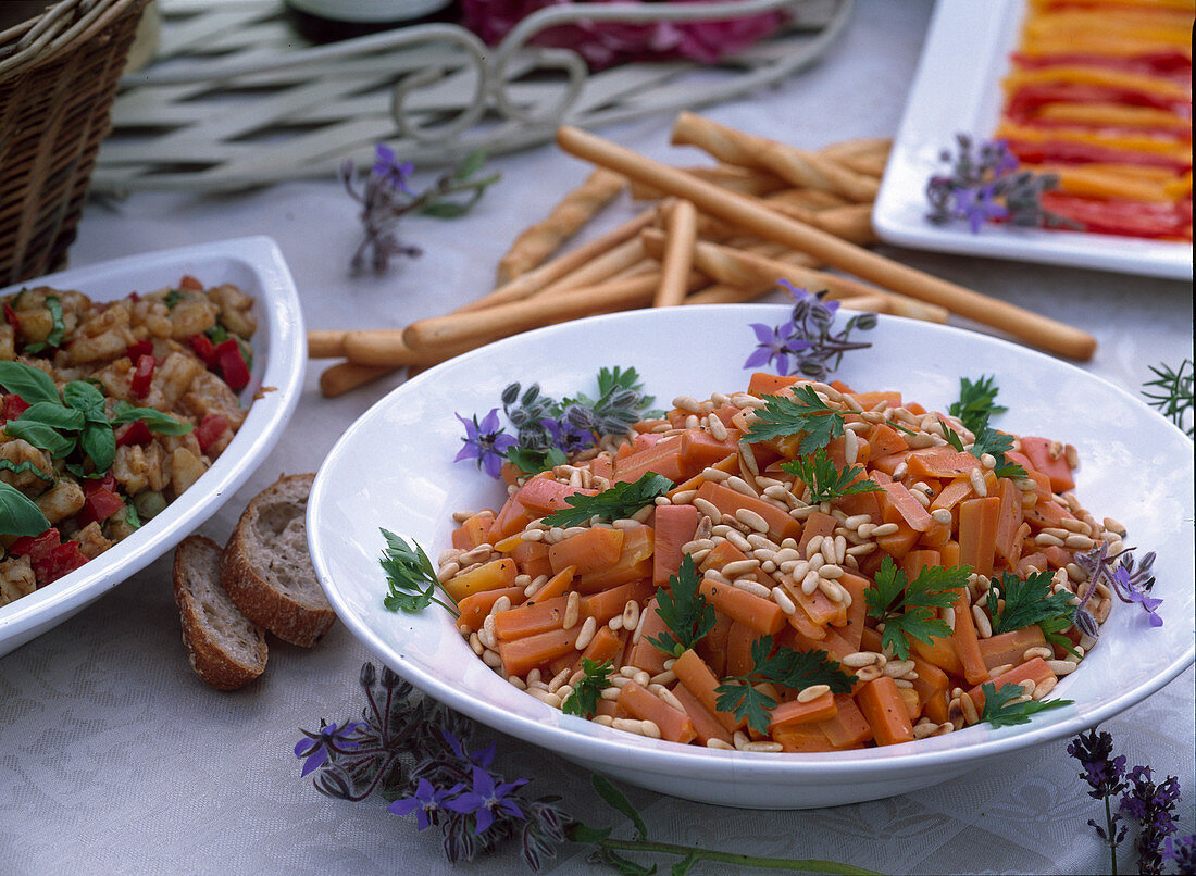 Marinated carrots: Daucus (Carrots)