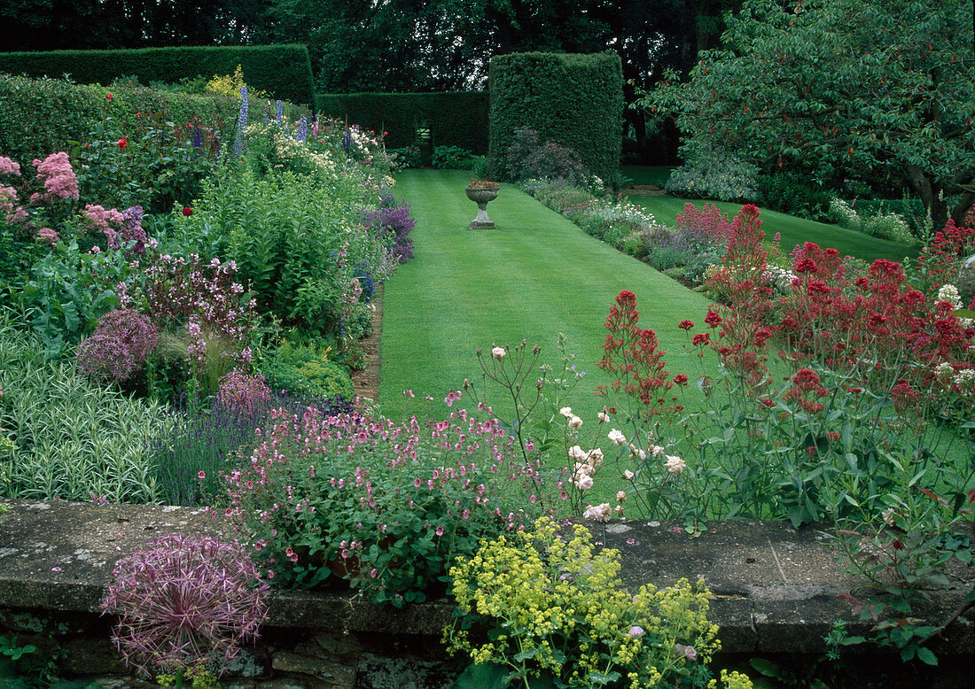 Weg im Garten