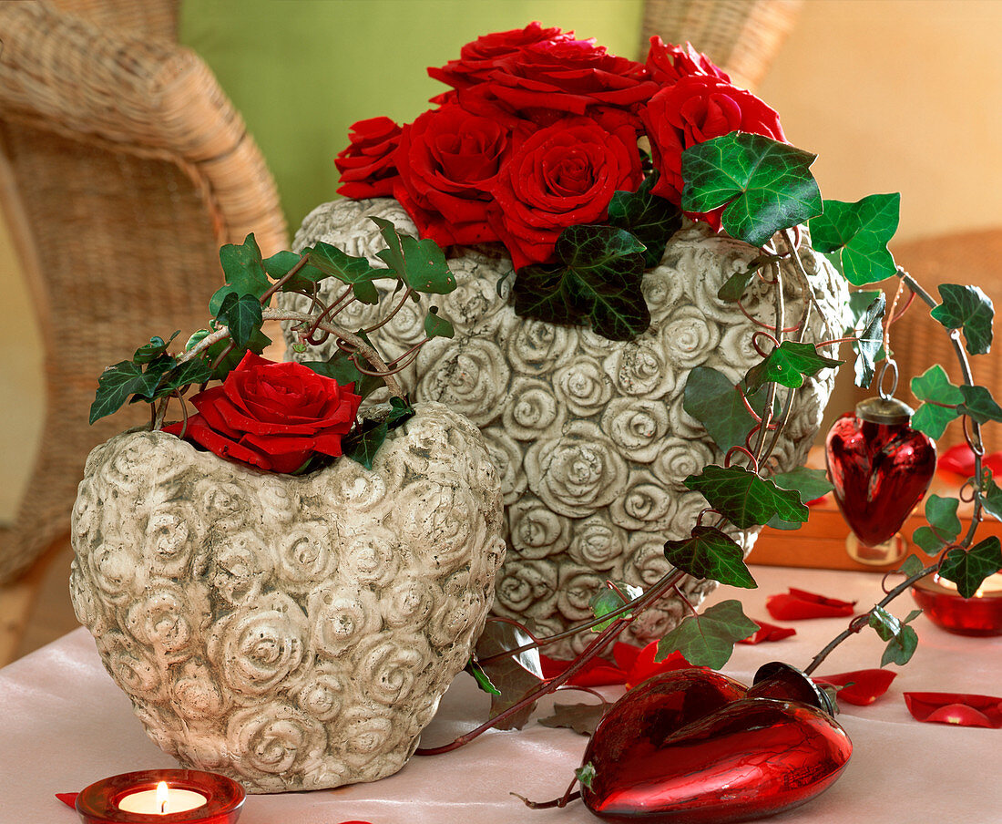 Heart vases with red roses, Hedera (ivy)