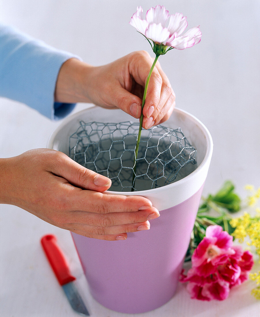 Arrangement in pink pot