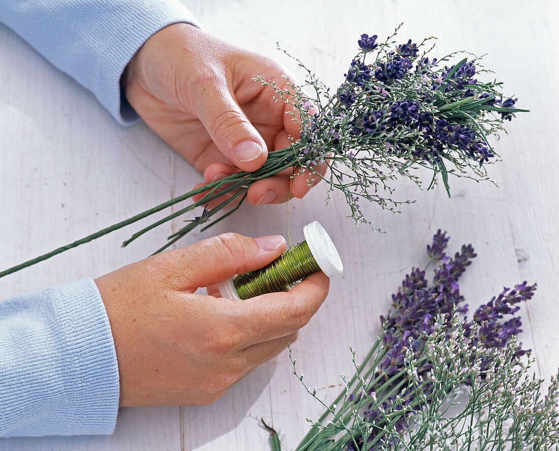 Sea lavender bouquets as table decoration