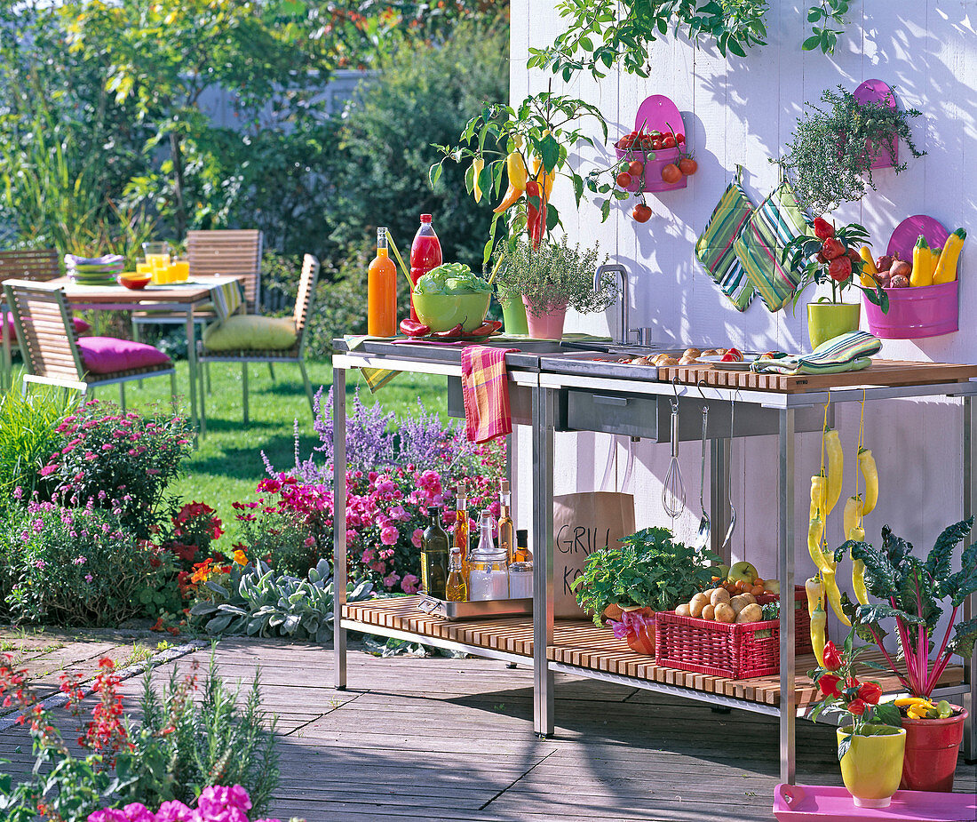 Outdoor kitchen