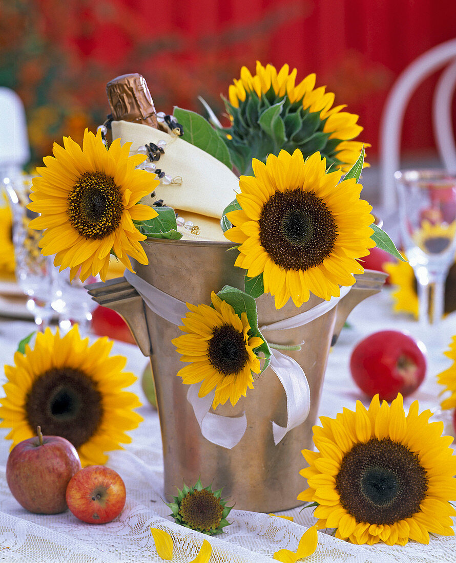 Champagne cooler decorated with Helianthus (sunflowers)