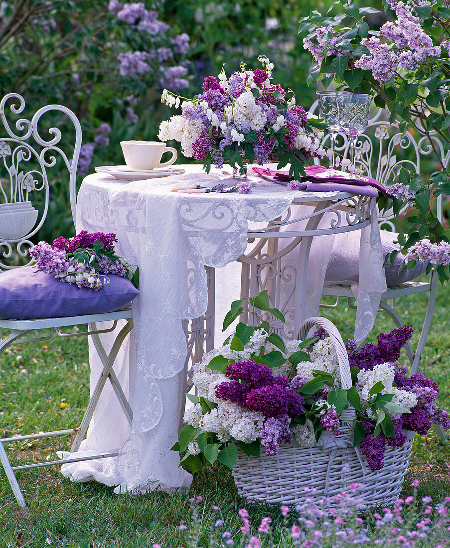 Syringa (lilac), Dicentra (bleeding heart), bouquet