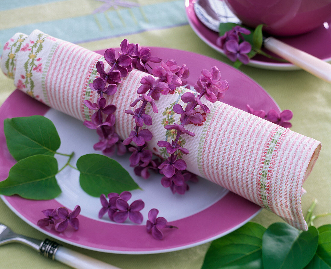 Lilac flowers garland