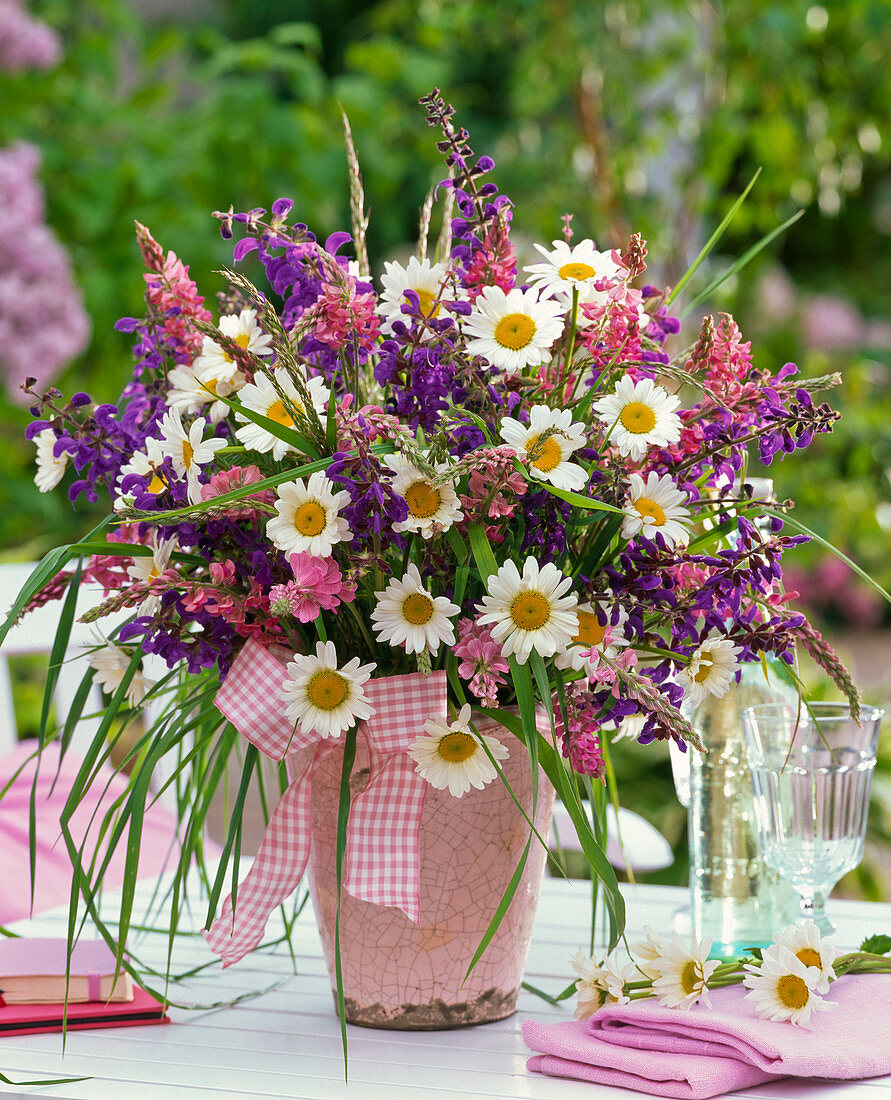 Meadow bouquet with Leucanthemum, Salvia