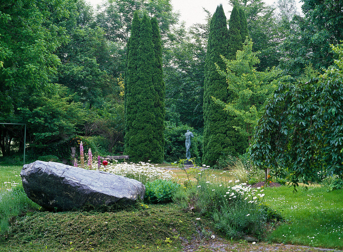 Design by garden architect Mumme: an artist's garden matures