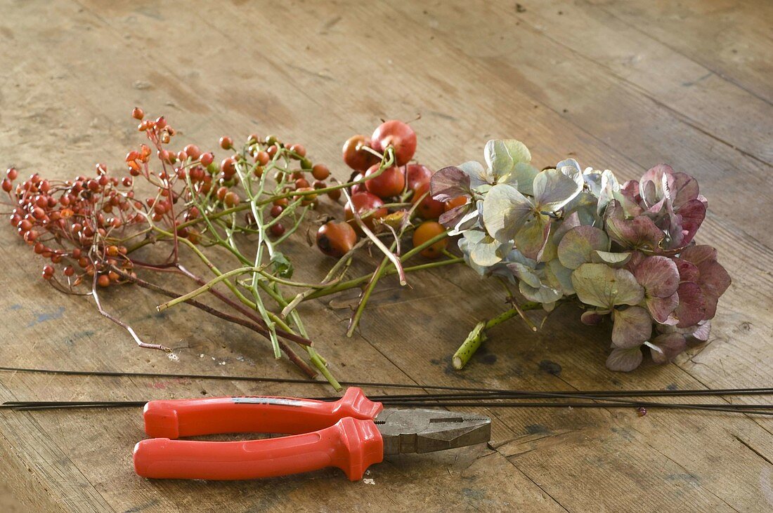 Heart of rosehips and hydrangea