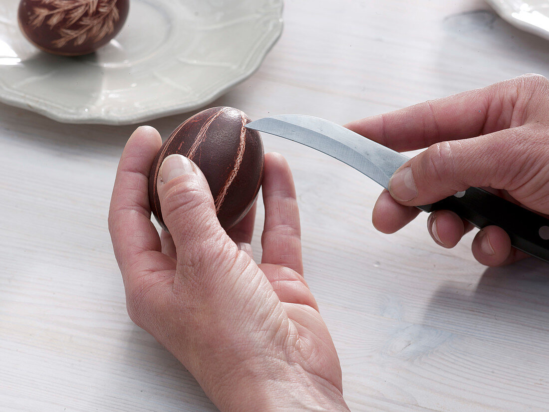 Eier mit Naturfarben färben (1/2)