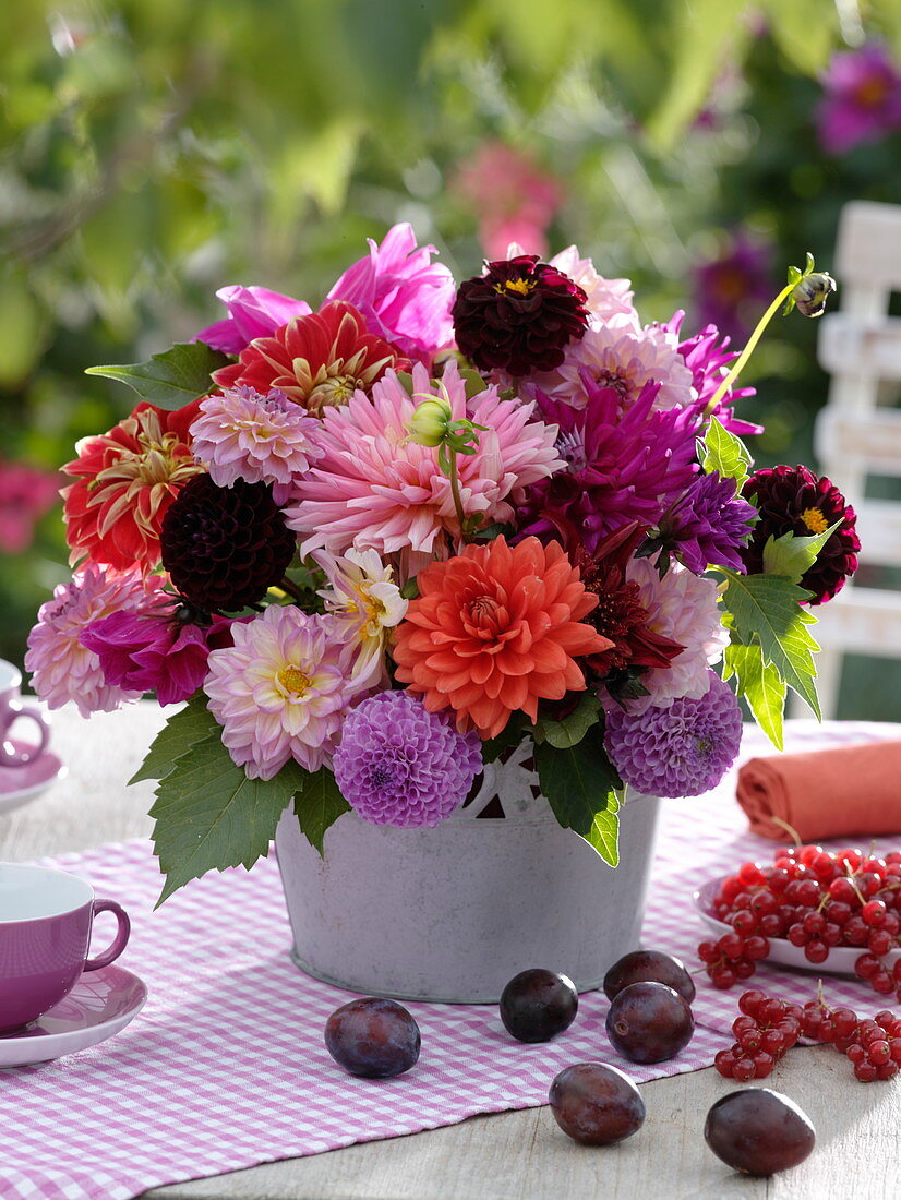 Mixed dahlia bouquet