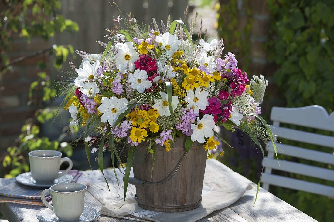 Spätsommerstrauß aus dem Bauerngarten