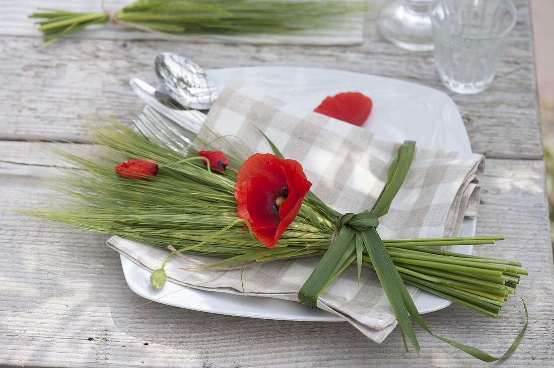 Bouquet of Hordeum (barley) with Papaver rhoeas (corn poppy)