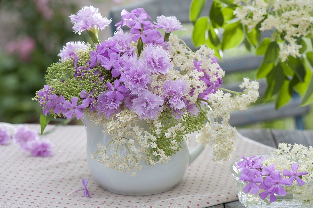 Small bouquet of Dianthus, Sambucus nigra