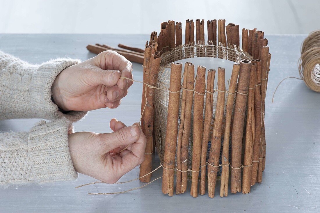 Dress yoghurt pails as a pot with cinnamon sticks