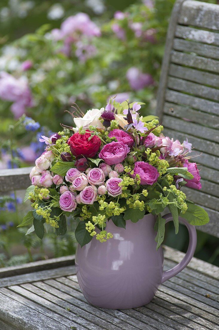 Bouquet of Rose, alchemilla, cirsium