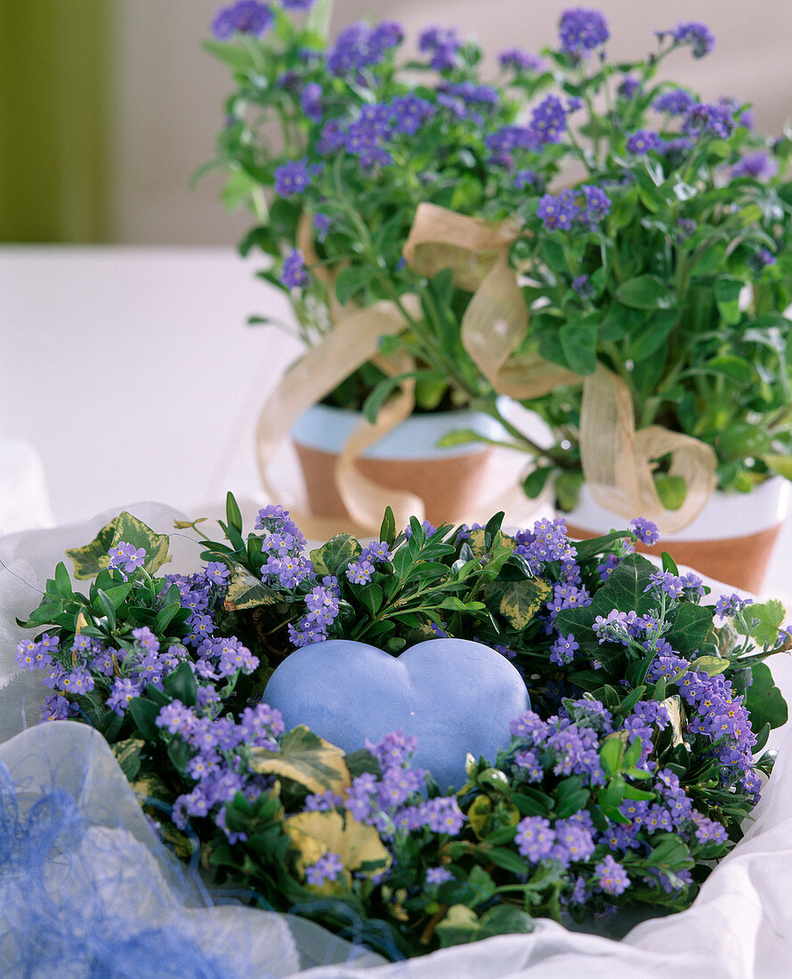 Forget-me-not flowers wreath