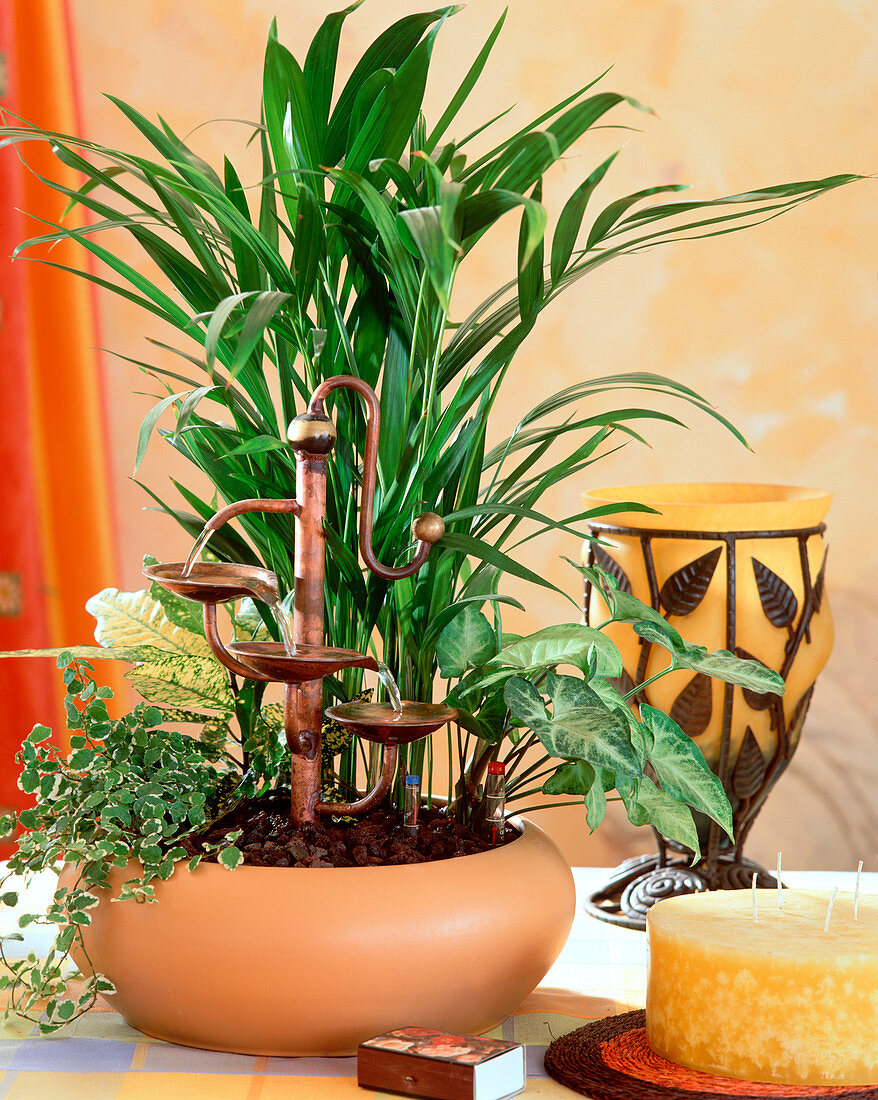 Indoor fountain with copper water play