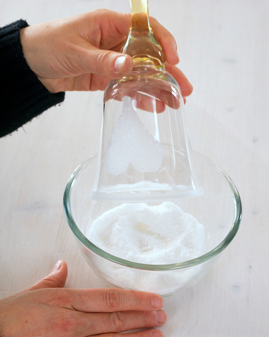 Glass decor of sugar