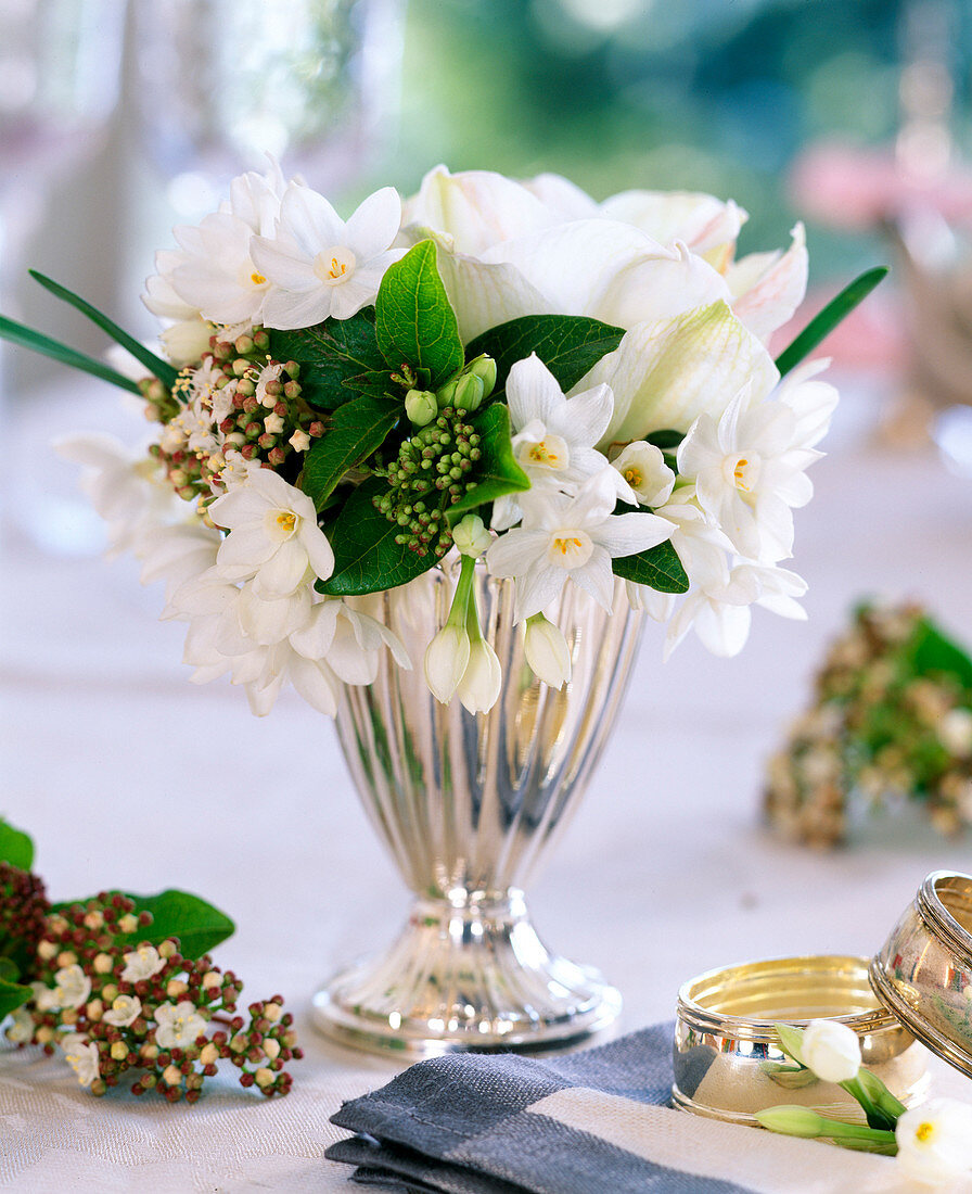 Silver vase with Tazett daffodils