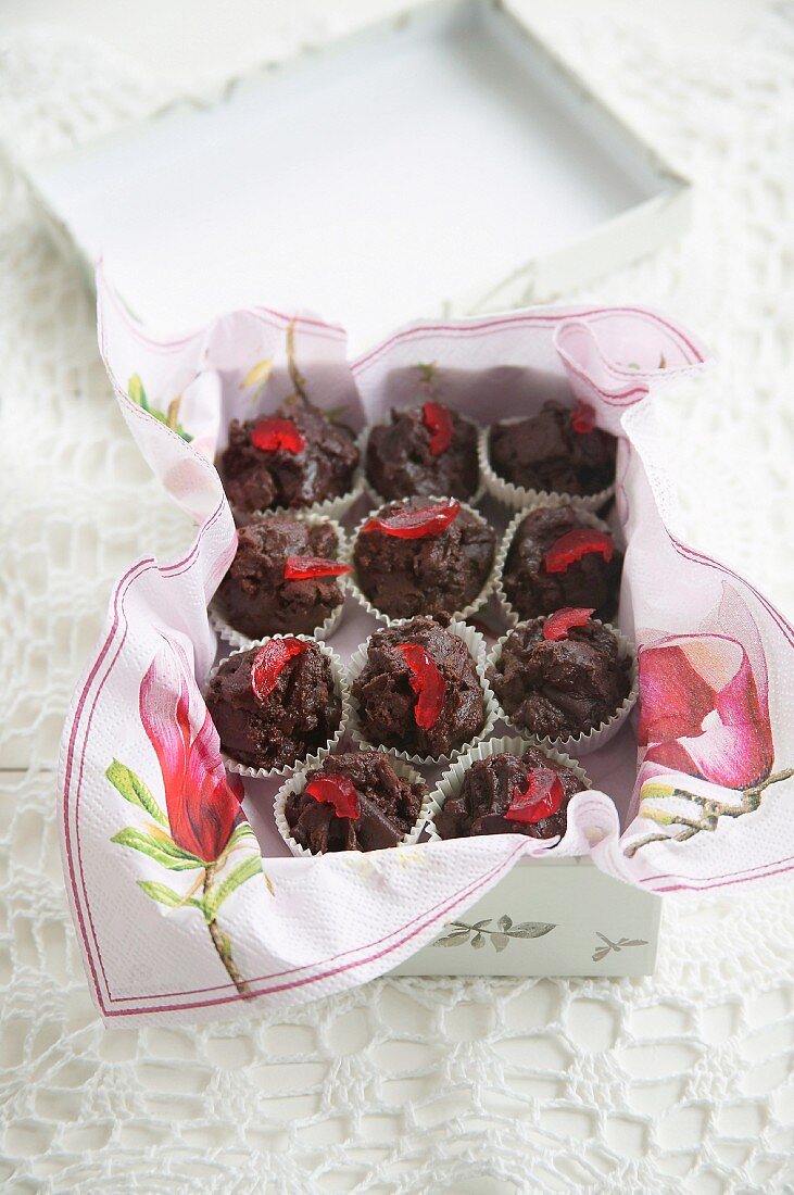 Schokoladen-Kirsch-Cupcakes zum Muttertag