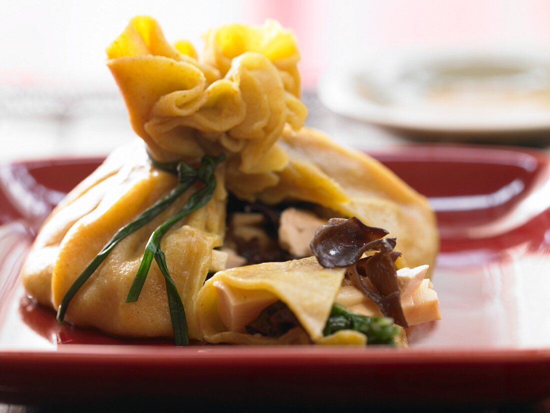 Steamed dumplings stuffed with bok choy and tofu