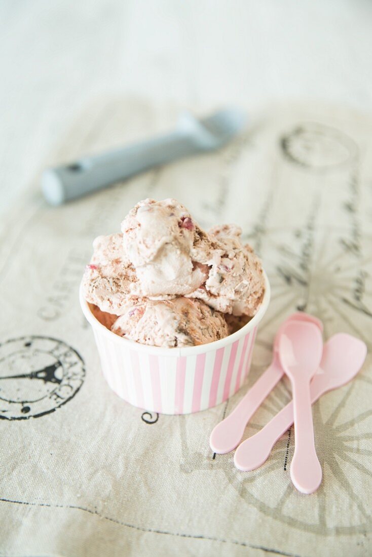 Turkish Delight ice cream on a French linen cloth