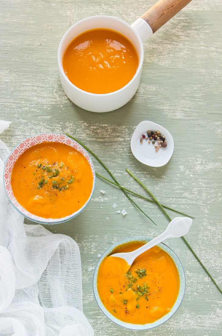 Carrot soup with chives