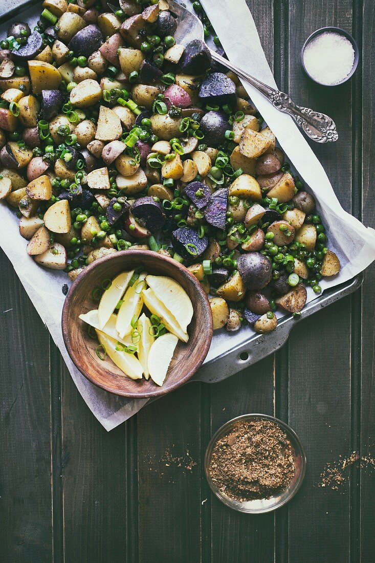 Roasted potatoes and herbs