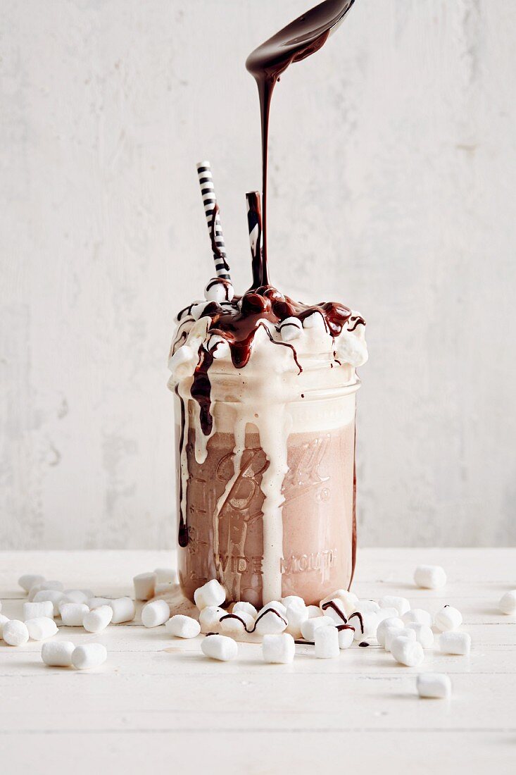 Hot chocolate shake with mini marshmallows (soul food)