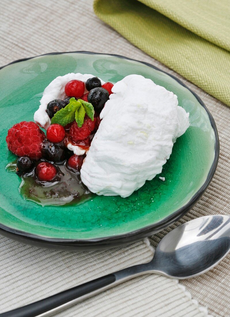 Meringue with a berry filling