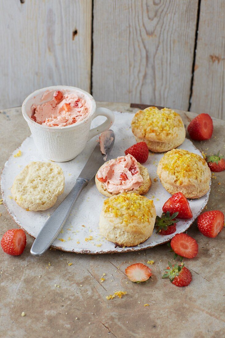 Sugar-free orange scones with strawberry and honey butter