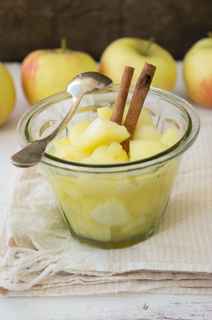 Apple compote with cinnamon