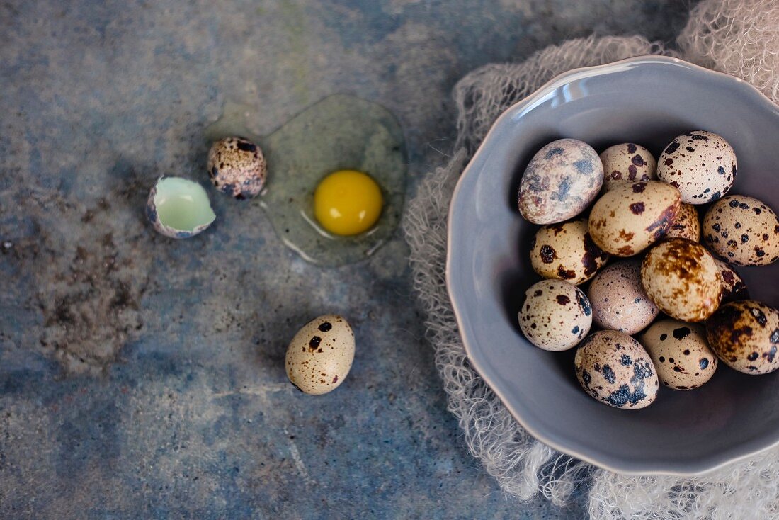 Quail eggs in a bowl