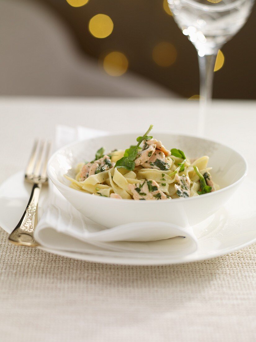 Tagliatelle with salmon and rocket for Christmas