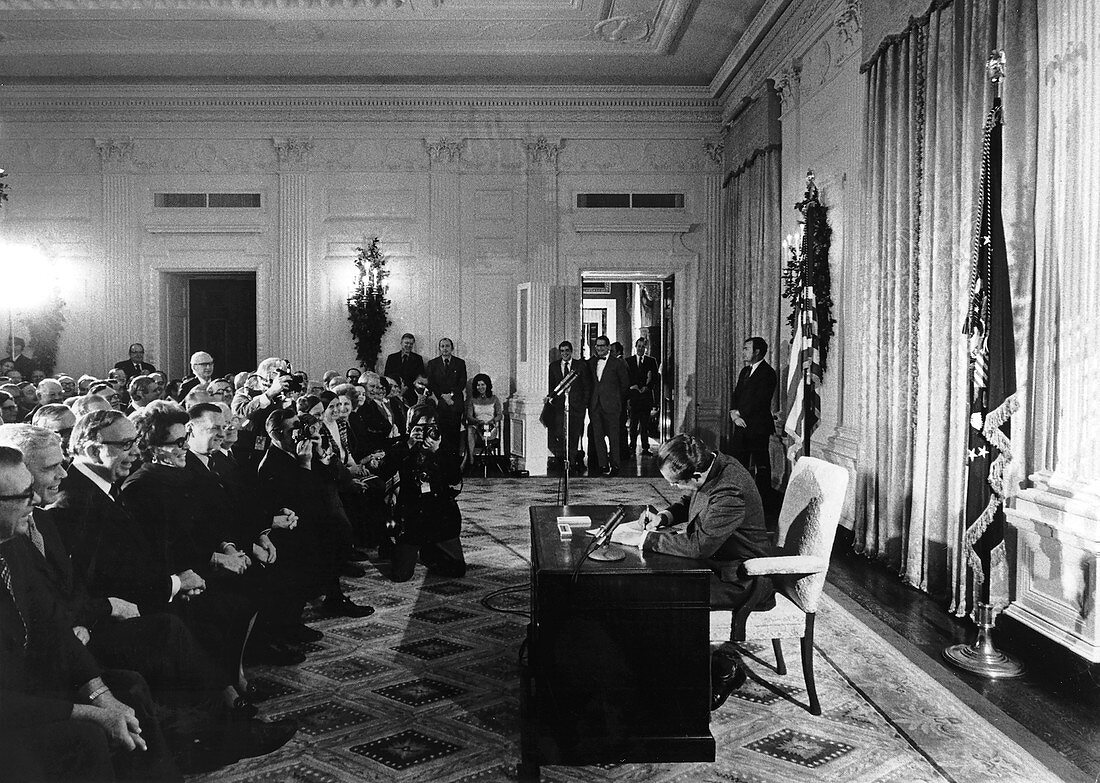Signing the National Cancer Act, 1971