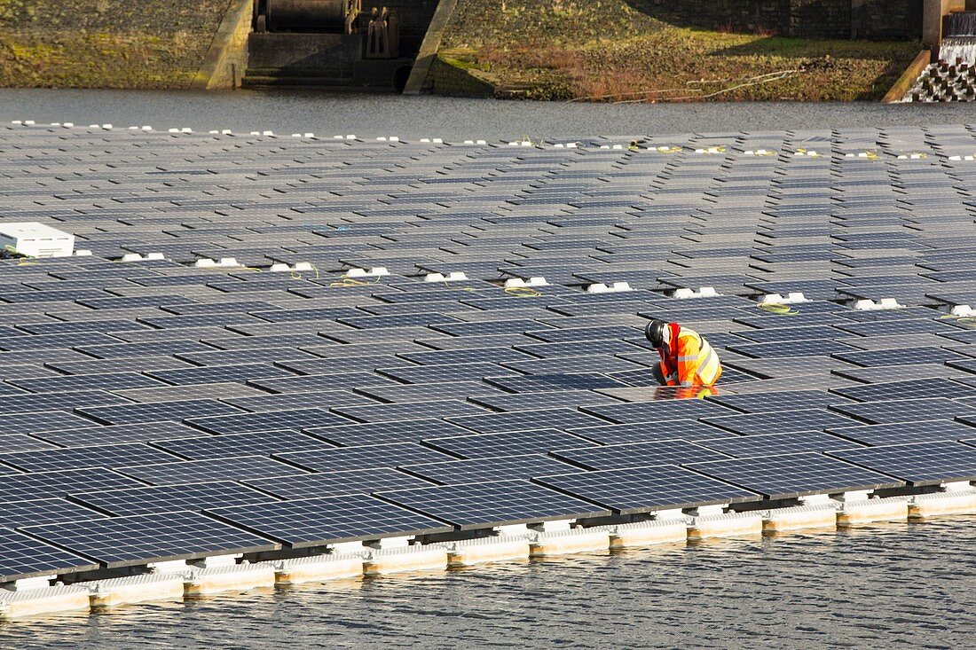 Floating solar panels, Godley Reservoir, UK
