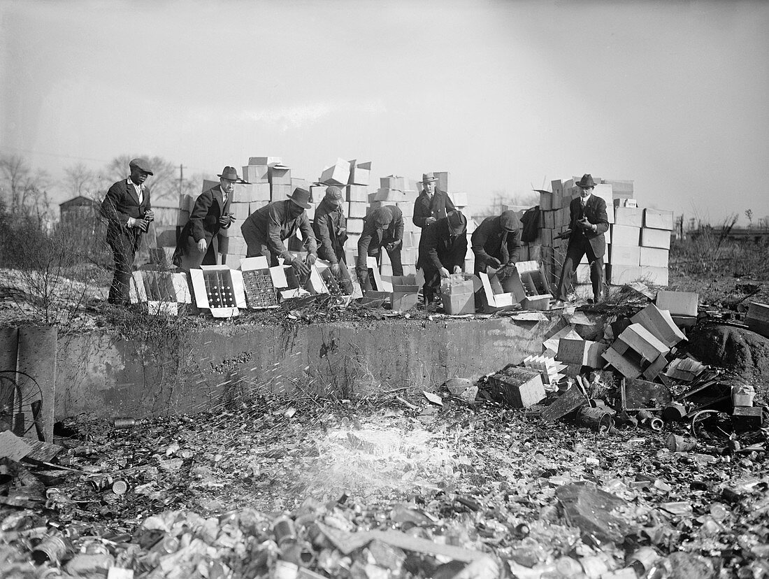 Destroying illegal alcoholic drinks, 1920s