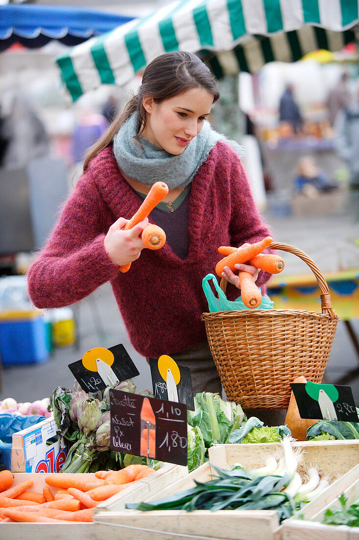 Woman shopping at market