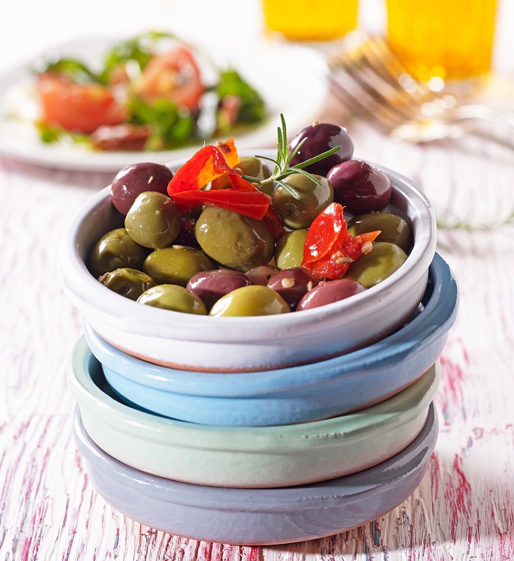 Pikante Oliven mit Paprika