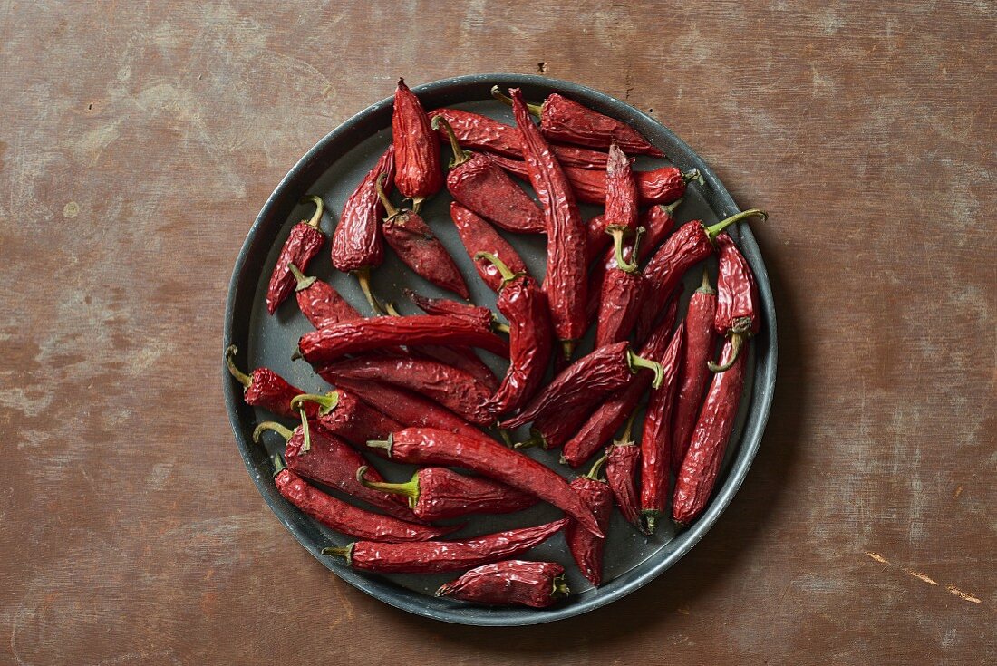 A plate of dried red chili peppers