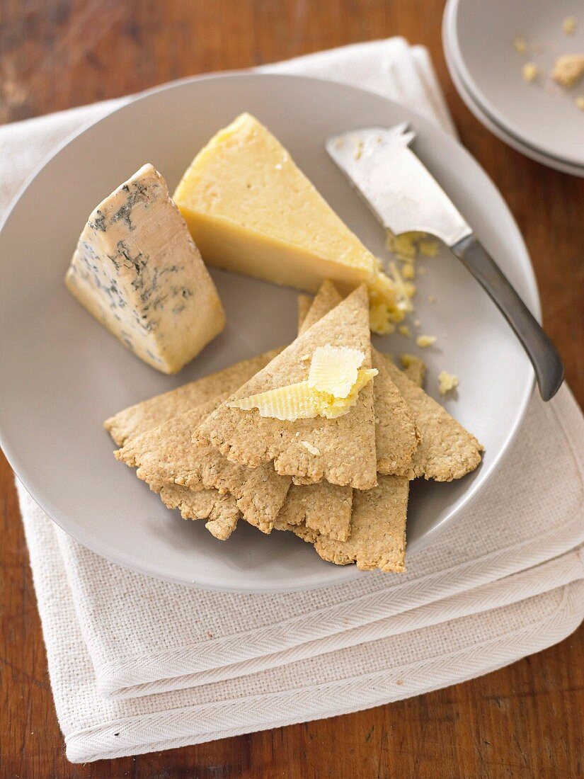 Schottische Haferflocken-Cracker zum Käse