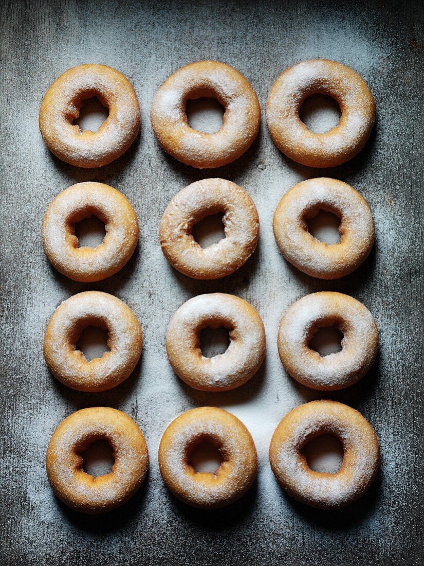 Sugared doughnuts (seen from above)