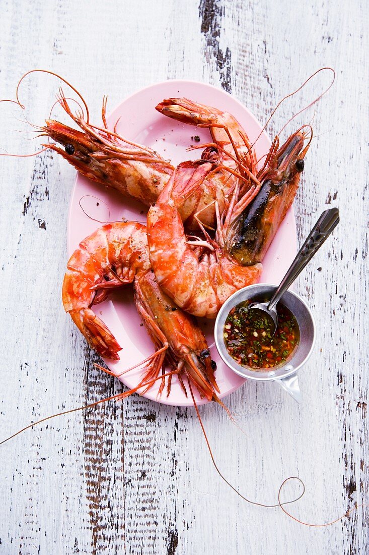 Grilled freshwater prawns with a chilli and garlic dip (Thailand)
