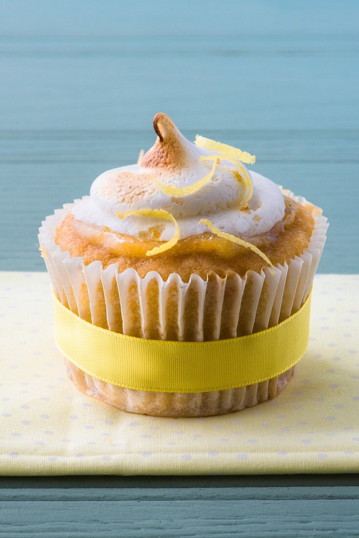 A lemon meringue cupcake (close up)