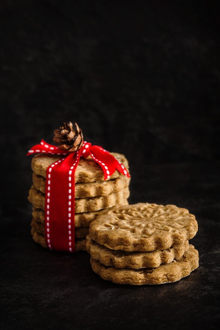 Gingerbread biscuits as a gift