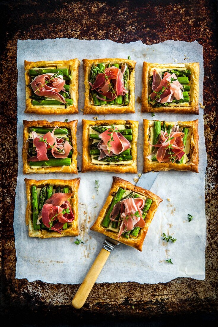 Asparagus and harvarti galettes with Proscuitto