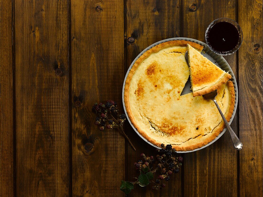 Cheesecake with blackberry sauce